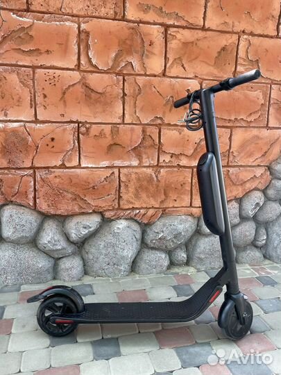 Электро самокат ninebot es 4