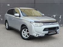 Mitsubishi Outlander 2.4 CVT, 2012, 182 000 км, с пробегом, цена 1 299 000 руб.