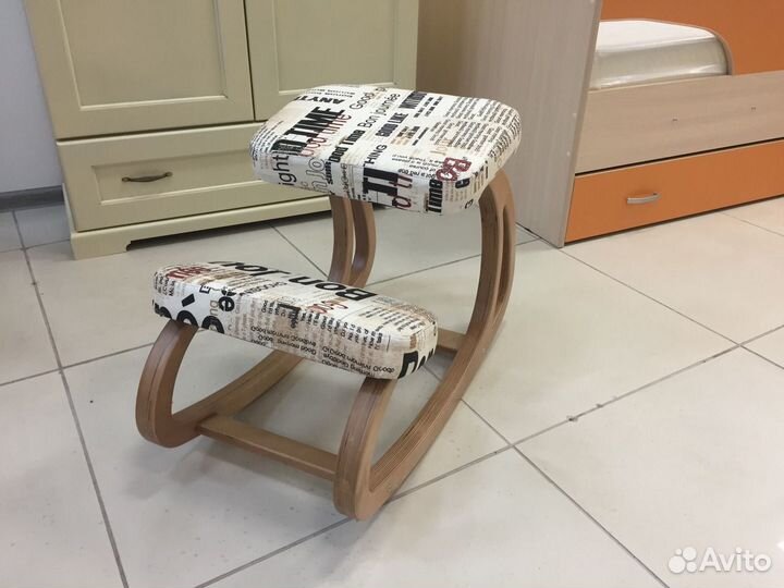 Коленный стул