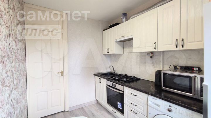 3-к. квартира, 57,7 м², 4/10 эт.