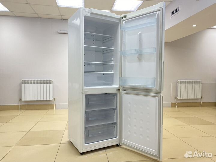 Холодильник Samsung NoFrost / Гарантия / Доставка