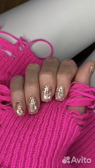 Маникюр и педикюр