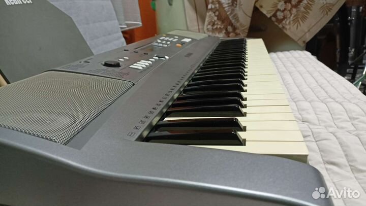 Синтезатор yamaha psr 300