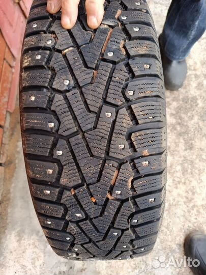 Pirelli Ice Zero 205/55 R16