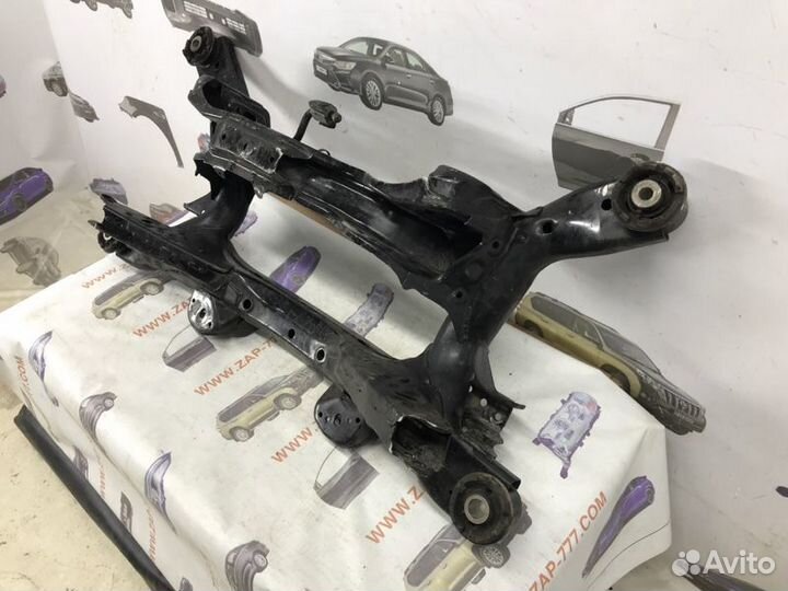 Подрамник задний Toyota Rav4 U50