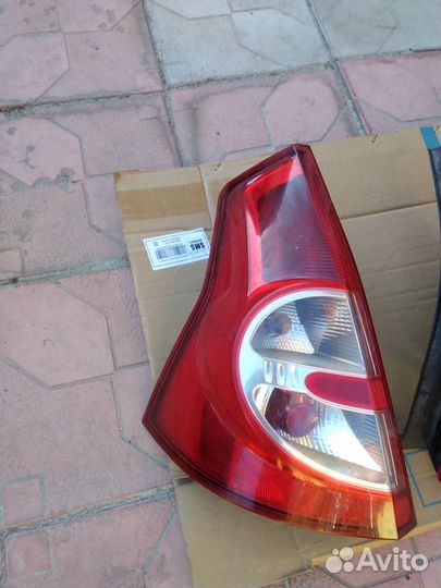 Renault Sandero фонарь оригинал
