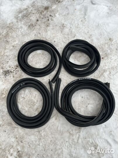 Уплотнители дверей рено сандеро