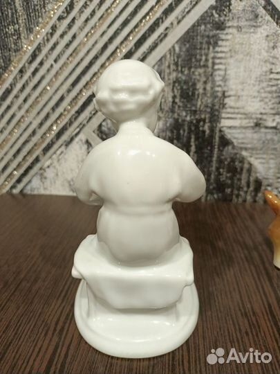 Фарфоровые статуэтки.Времен СССР и Германия