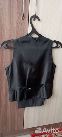 Костюм тройка