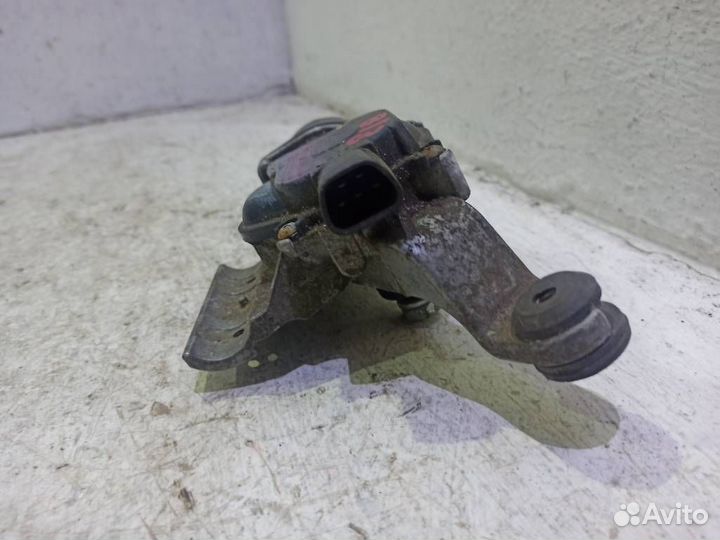 Моторчик стеклоочистителя передний