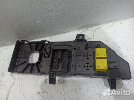 Блок предохранителей