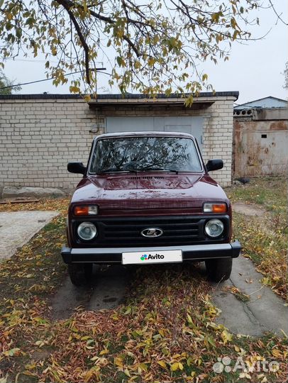 LADA 4x4 (Нива) 1.6 МТ, 2011, 274 000 км