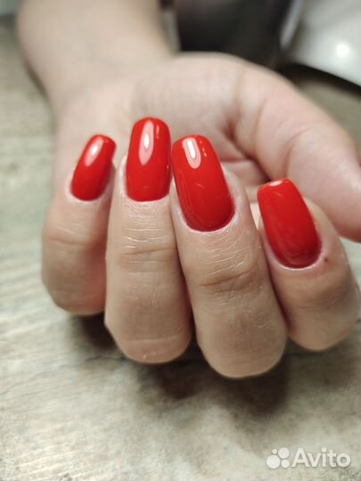 Маникюр/педикюр в студии