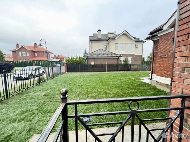 Рулонный газон под ключ