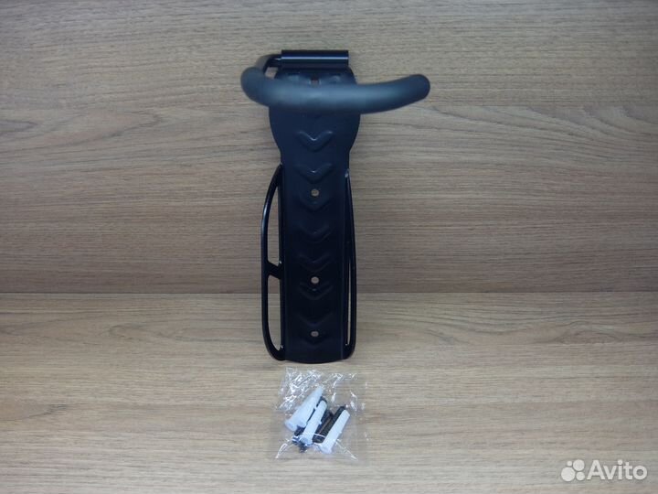 Крепление велосипеда на стену (за колесо)