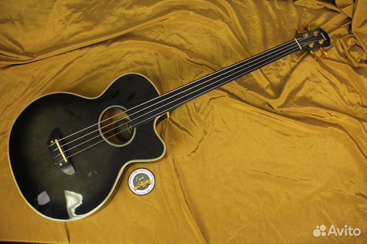 Акустическая бас-гитара Yamaha APX-B12F