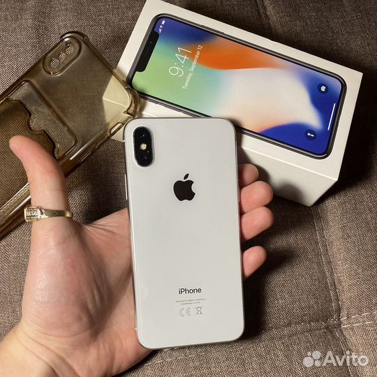 iPhone X, 256 ГБ