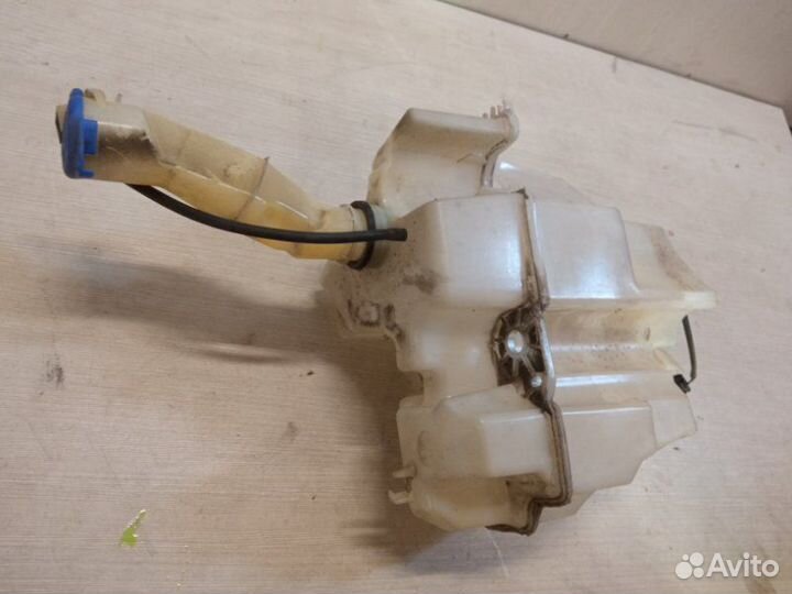 Бачок омывателя лобового стекла Volvo Xc70 B5254T