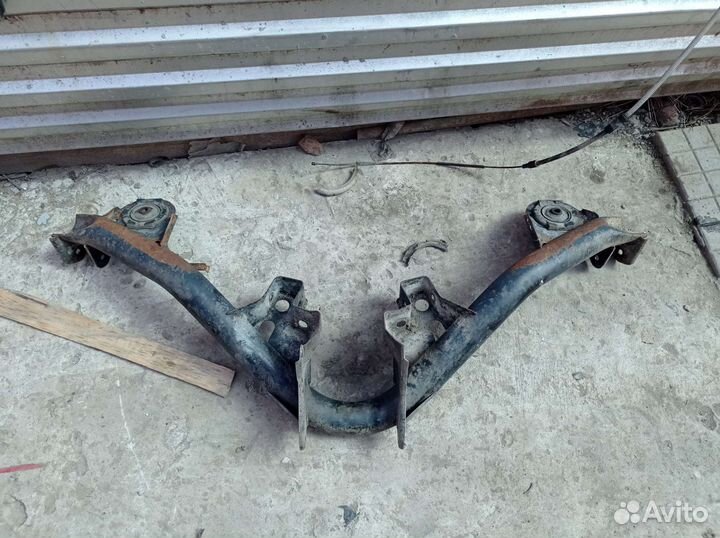 Поперечина