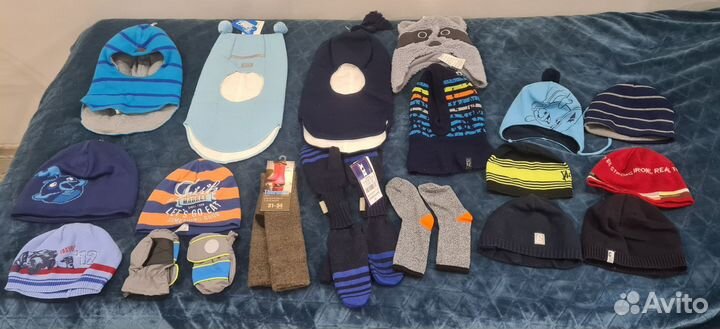 Шапки шлемы варежки термоноски