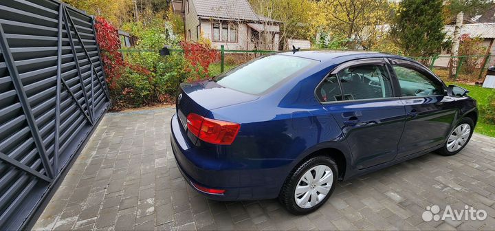 Volkswagen Jetta 1.6 AT, 2013, 128 300 км