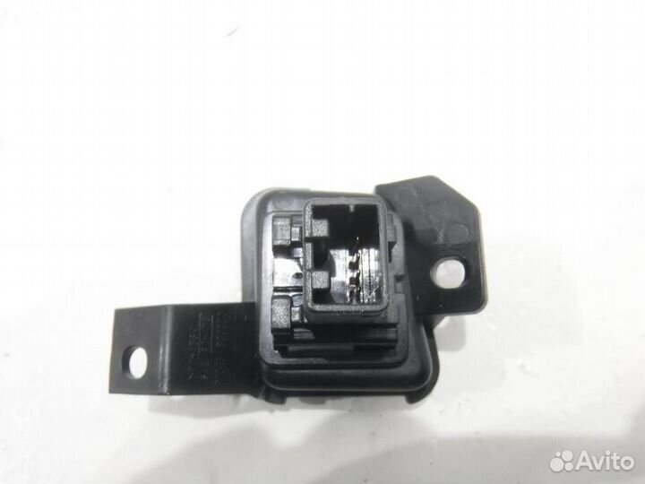 Кнопка аварийной сигнализации 252901LA0A