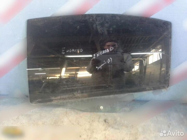 Стекло двери задней левой Geely emgrand 2008