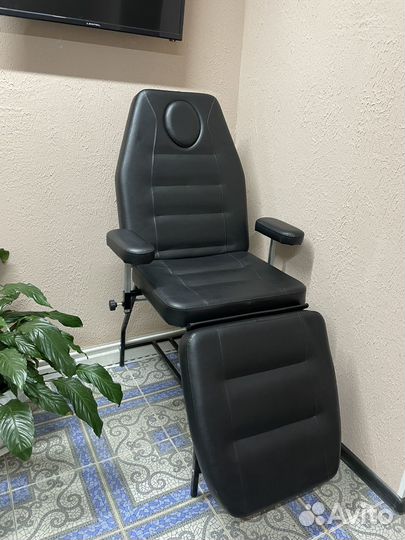 Кушетка косметологическая