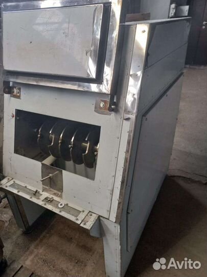 Блокорезка (измельчитель замороженных блоков)