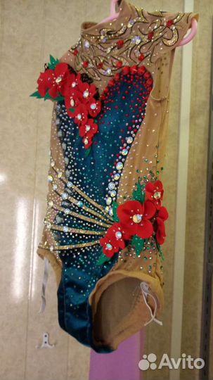 Пошив /Аренда купальников для художественной гимна