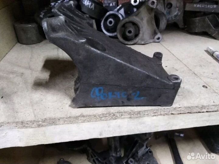 Опора двигателя Ford Focus 2