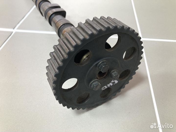 Распредвал выпускной 2.4 B5244S4 volvo