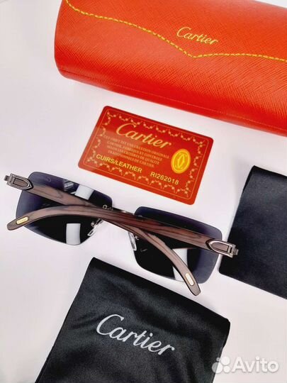 Солнцезащитные очки Cartier мужские