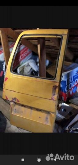 Дверь левая задняя распашная т4