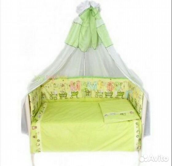 Набор в детскую кроватку