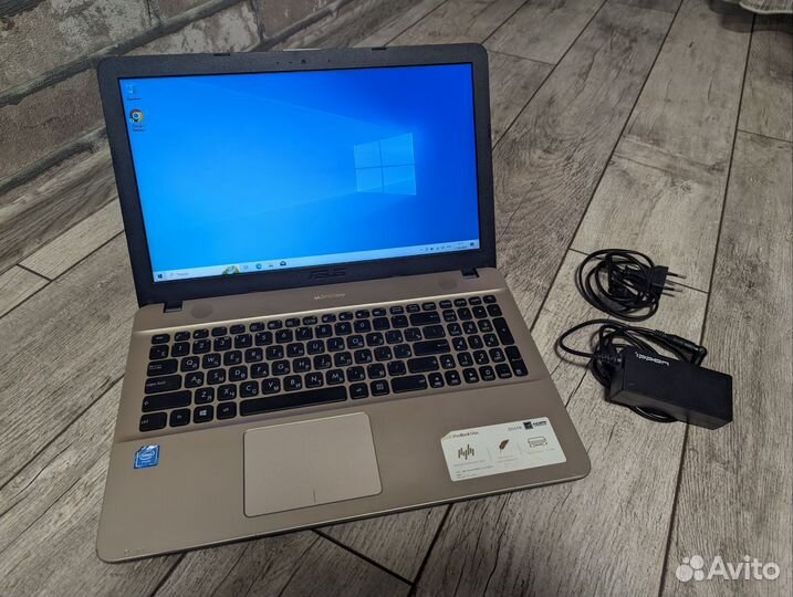 Отличный ноутбук Asus для учебы/работы