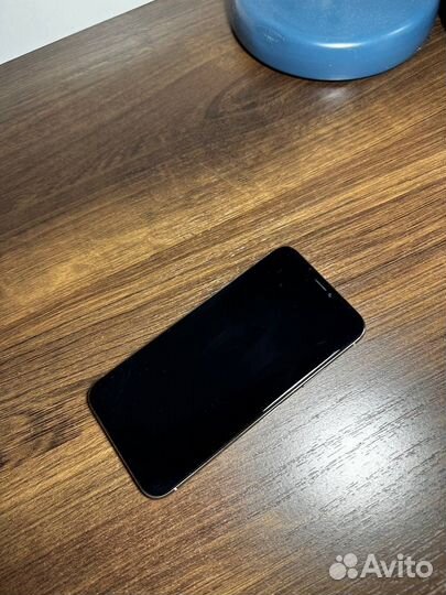 iPhone Xs, 256 ГБ