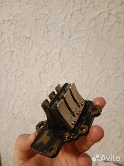 Продам карбюратор mercury 9.9 мультирумпель