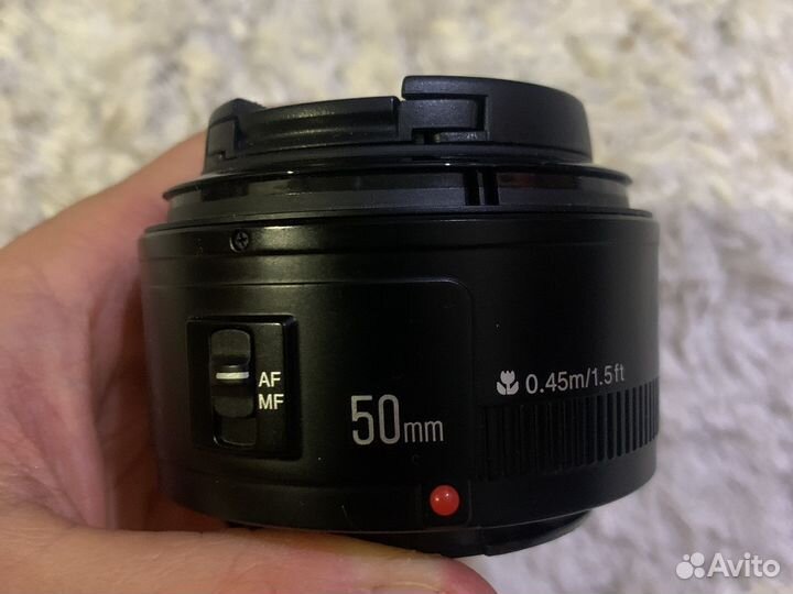 Зеркальный фотоаппарат canon 600d