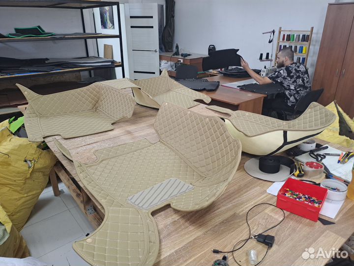 Коврики из экокожи Toyota Crown S210