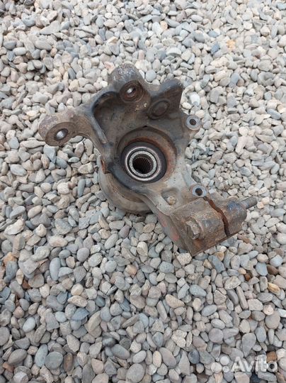 Поворотный кулак bmw 3 e90