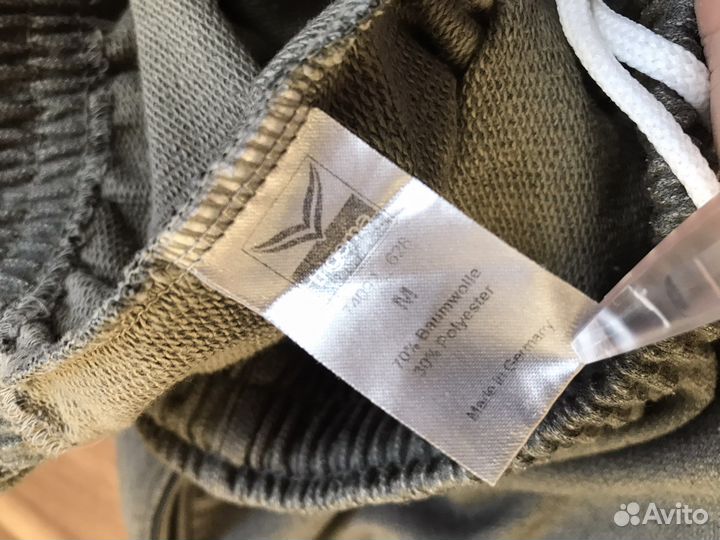 Штаны с карманами