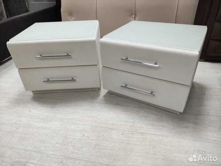 Прикроватные тумбочки