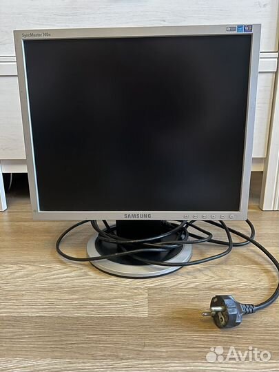 Монитор Samsung