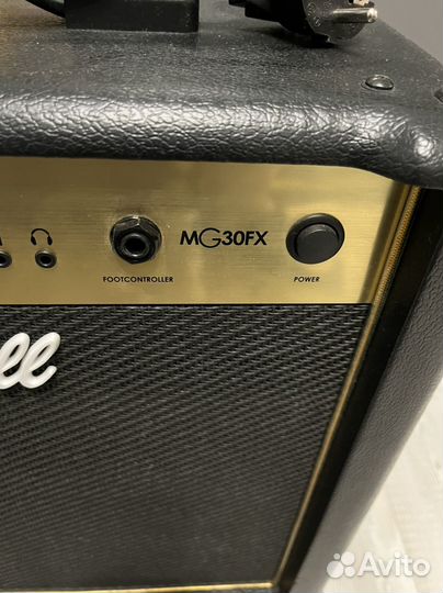 Комбоусилитель Marshall mg30fx