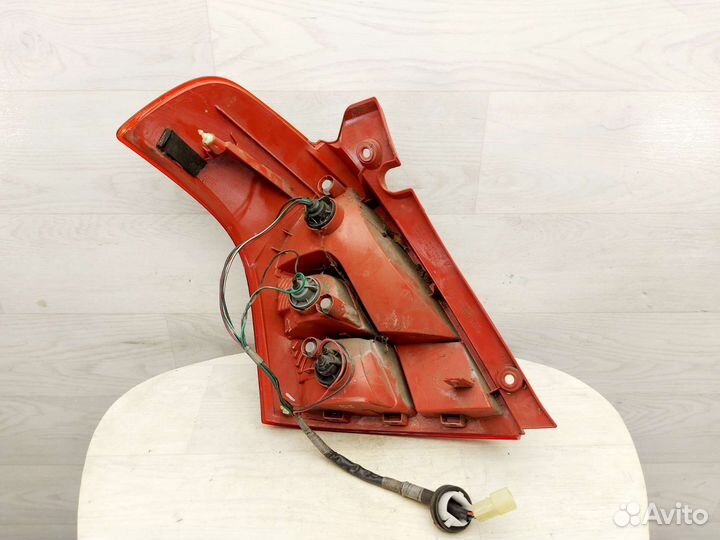 Фонарь задний правый Suzuki Swift 2004-2011