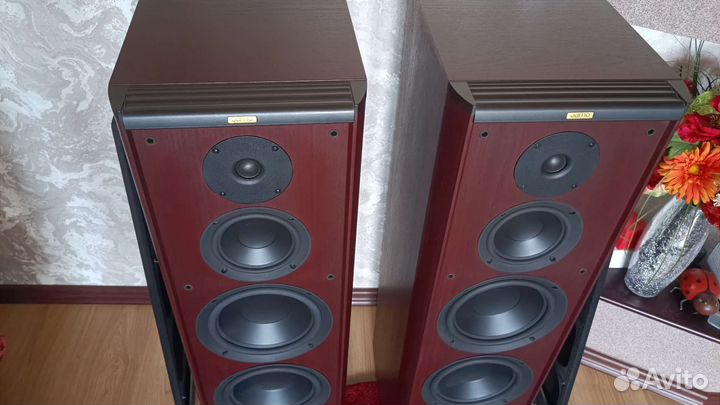 Акустические колонки jamo classic 10