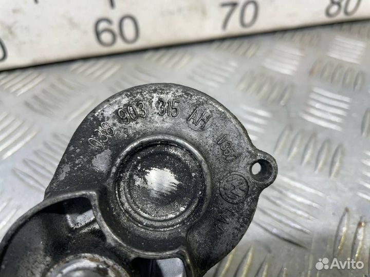 Б/У Натяжитель ремня#011