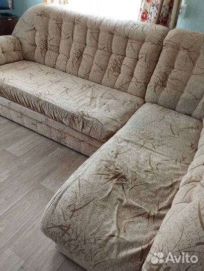 Угловой диван