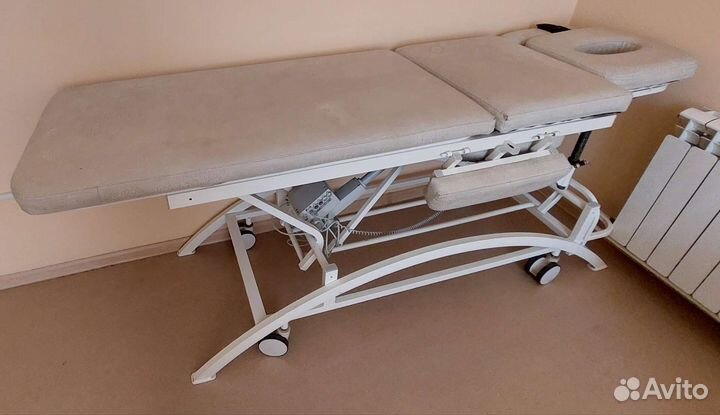 Стол массажный